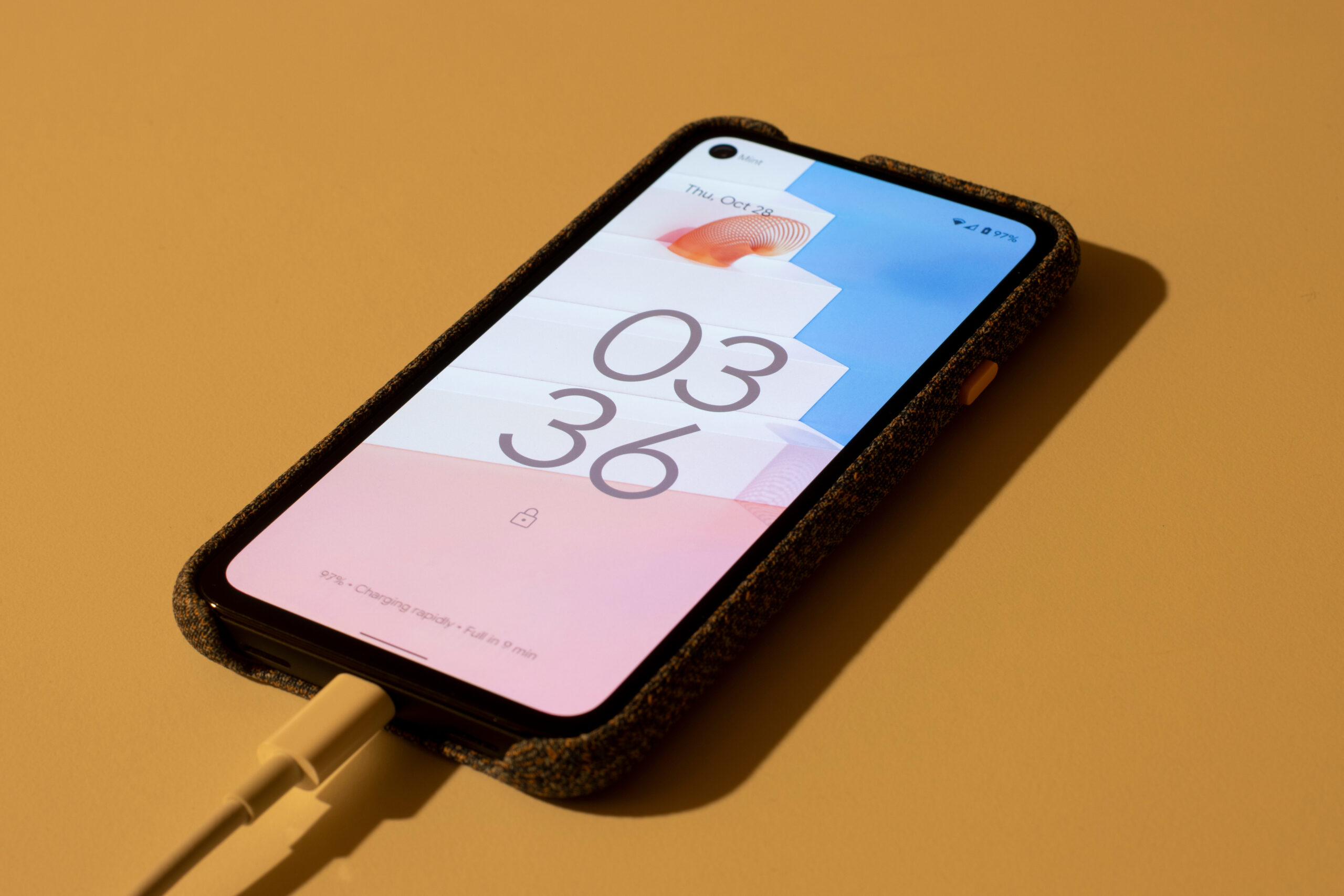 バッテリー劣化を防ぐ！Pixelスマートフォンにも「充電80％制限」が追加される！？